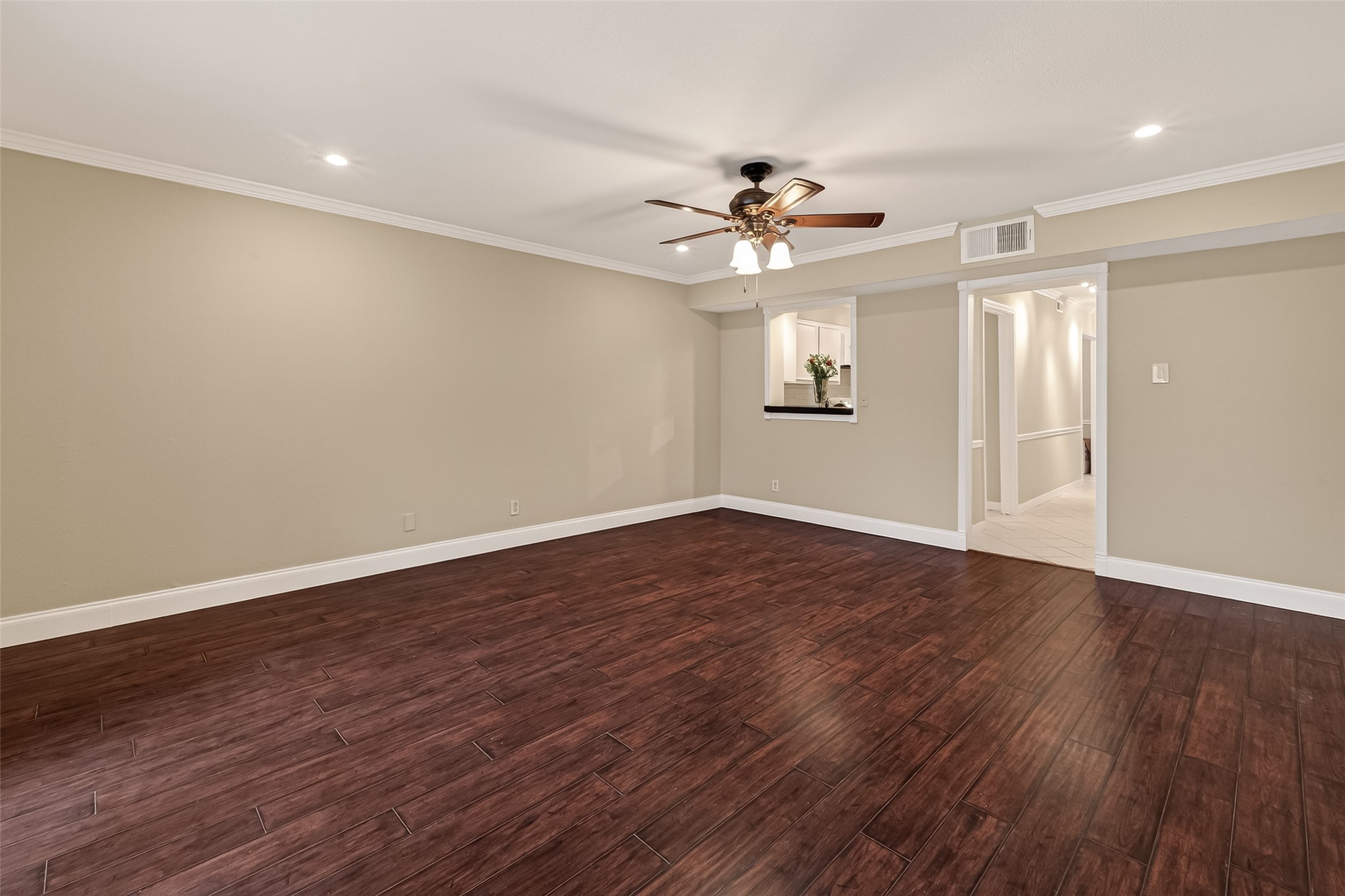 11550 Chimney Rock Road, Unit 330 Houston, TX 77035 - Photo 9 of 30