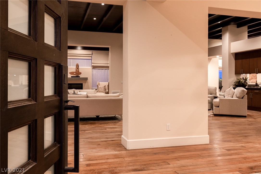 32 Midnight Ridge Drive Las Vegas, NV 89135 - Photo 3 of 46