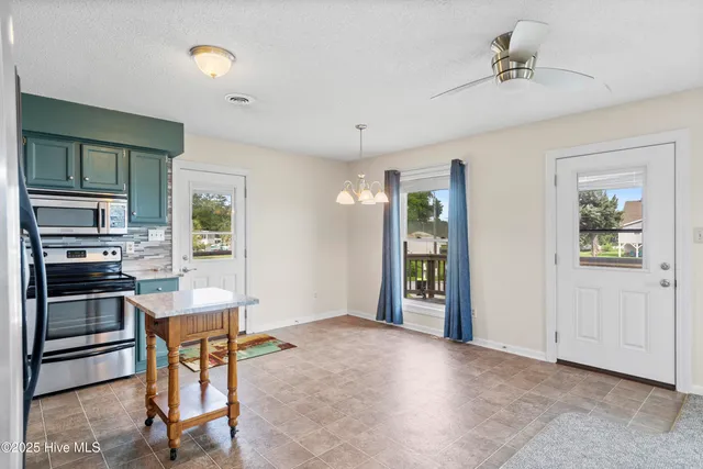 $635,000 | 112 Dolphin Bay Estates, Cedar Point, NC 28584