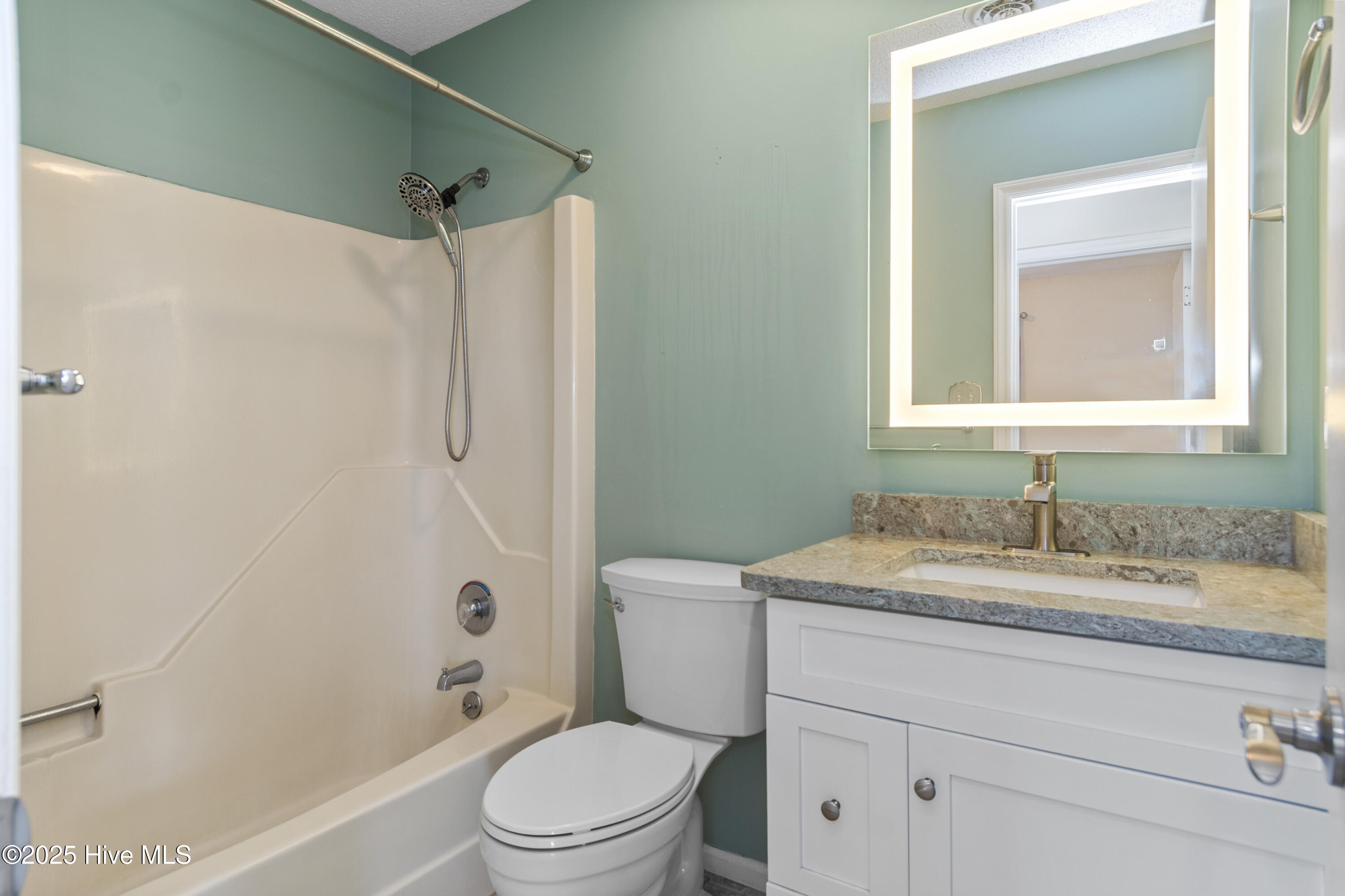 112 Dolphin Bay Estates Cedar Point, NC 28584 - Photo 22 of 63 112DolphinBay-7-2-25-025