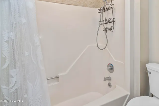 $635,000 | 112 Dolphin Bay Estates, Cedar Point, NC 28584