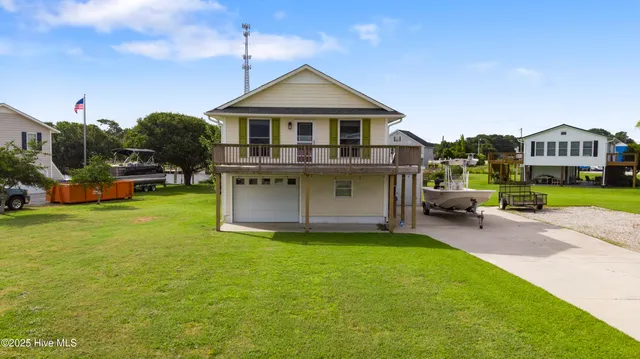 $635,000 | 112 Dolphin Bay Estates, Cedar Point, NC 28584