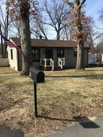 68 Feltham Road Springfield, MA 01118 - Photo 2 of 9 Gallery Image 2