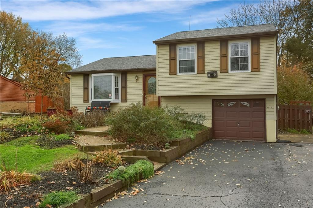 4515 Dawn Road Gibsonia, PA 15044 - Photo 1 of 25 Gallery Image 1