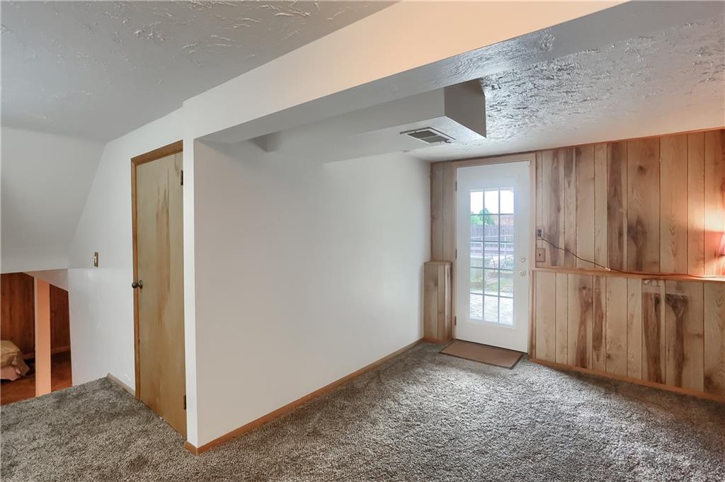 4515 Dawn Road Gibsonia, PA 15044 - Photo 13 of 25 Gallery Image 13