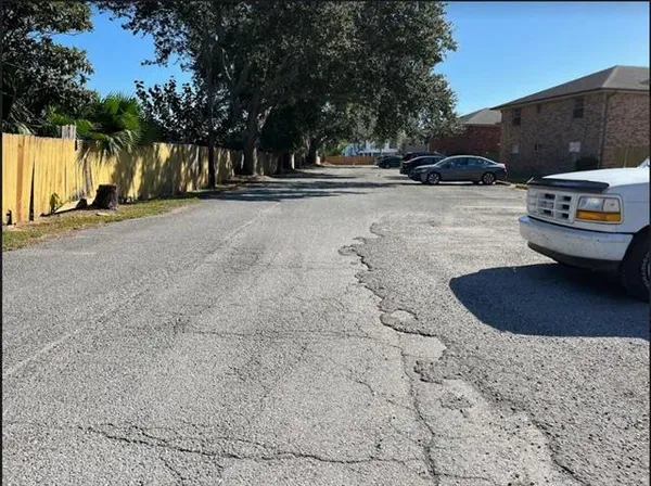 $1,595 | 4425 Yale Street, Unit B, Metairie, LA 70006