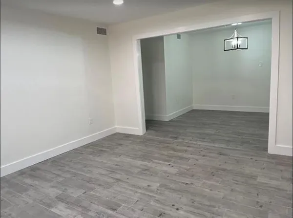 $1,595 | 4425 Yale Street, Unit B, Metairie, LA 70006