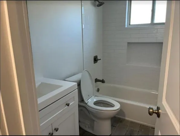 $1,595 | 4425 Yale Street, Unit B, Metairie, LA 70006