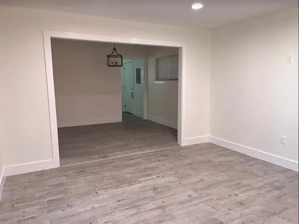 $1,595 | 4425 Yale Street, Unit B, Metairie, LA 70006