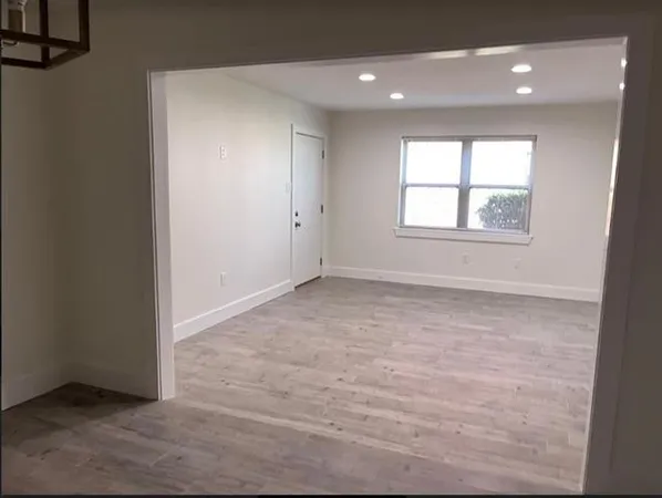 $1,595 | 4425 Yale Street, Unit B, Metairie, LA 70006