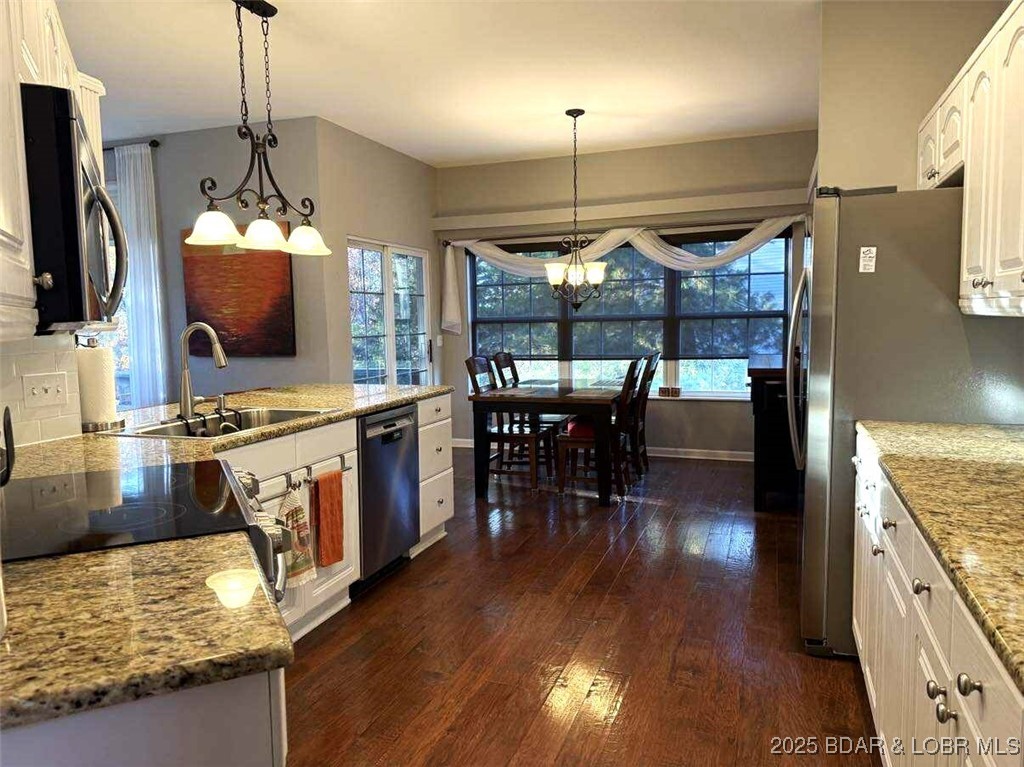 1135 Explorer Court Osage Beach, MO 65065 - Photo 15 of 46