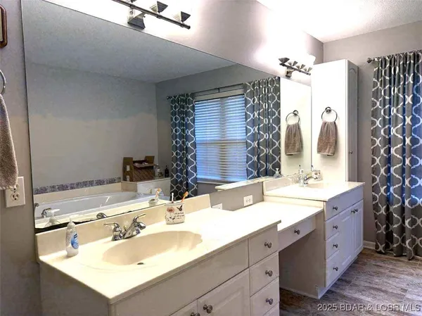 $489,900 | 1135 Explorer Court, Osage Beach, MO 65065