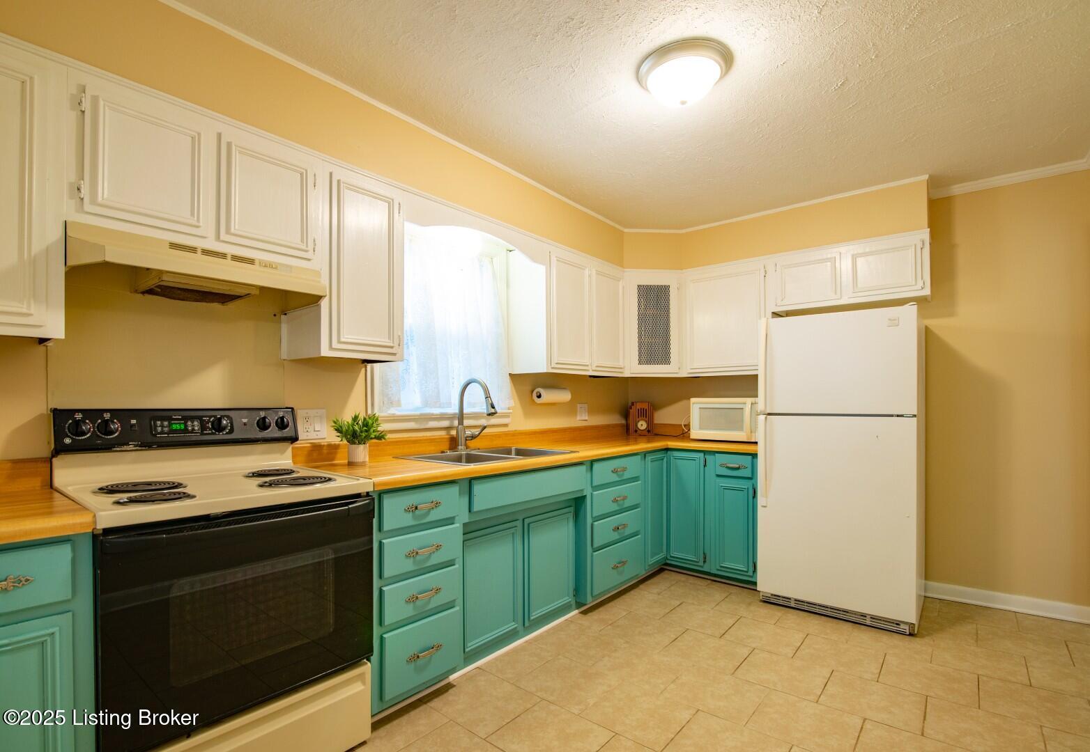 329 Robin Road Elizabethtown, KY 42701 - Photo 20 of 55 329 Robin Road-19