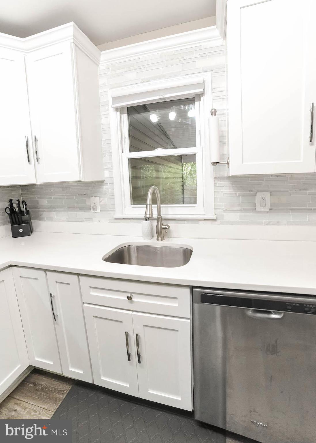 327 Maverick Road Lusby, MD 20657 - Photo 12 of 37