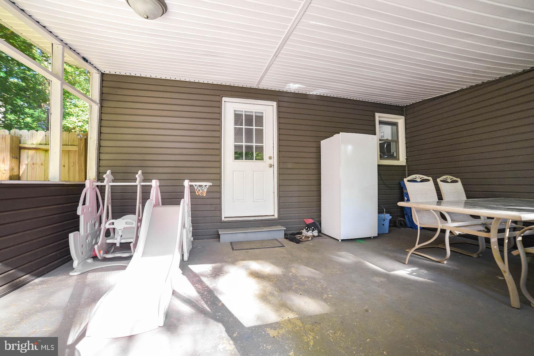327 Maverick Road Lusby, MD 20657 - Photo 31 of 37