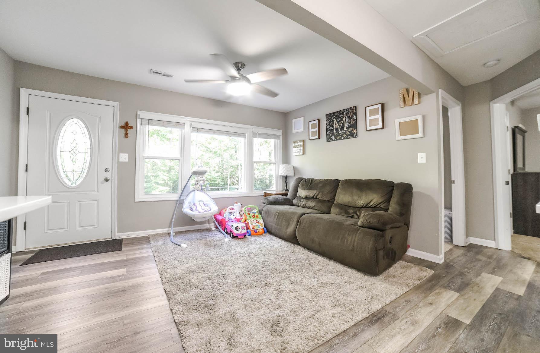 327 Maverick Road Lusby, MD 20657 - Photo 6 of 37