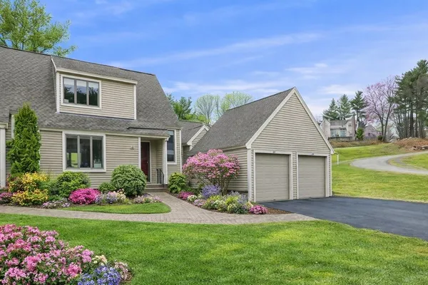 $739,900 | 2 Wedge Court, Unit 2, North Reading, MA 01864