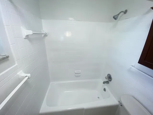 $1,395 | 111 North L Street, Unit 6, Lake Worth Beach, FL 33460