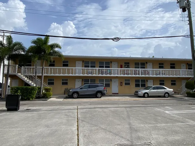 $1,395 | 111 North L Street, Unit 6, Lake Worth Beach, FL 33460