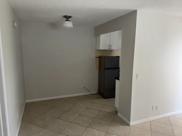 $1,395 | 111 North L Street, Unit 6, Lake Worth Beach, FL 33460