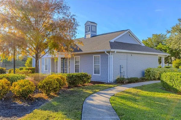 $174,900 | 14890 Pleasant Bay Lane, Unit 3208, Naples, FL 34119