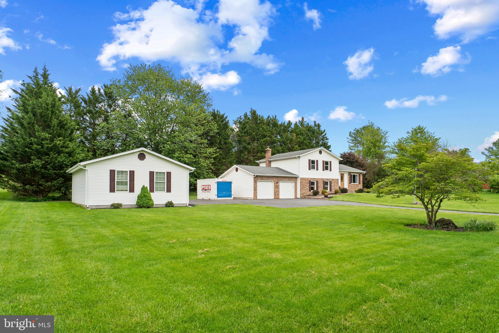 2607 Marston Road New Windsor, MD 21776 - Photo 3 of 45