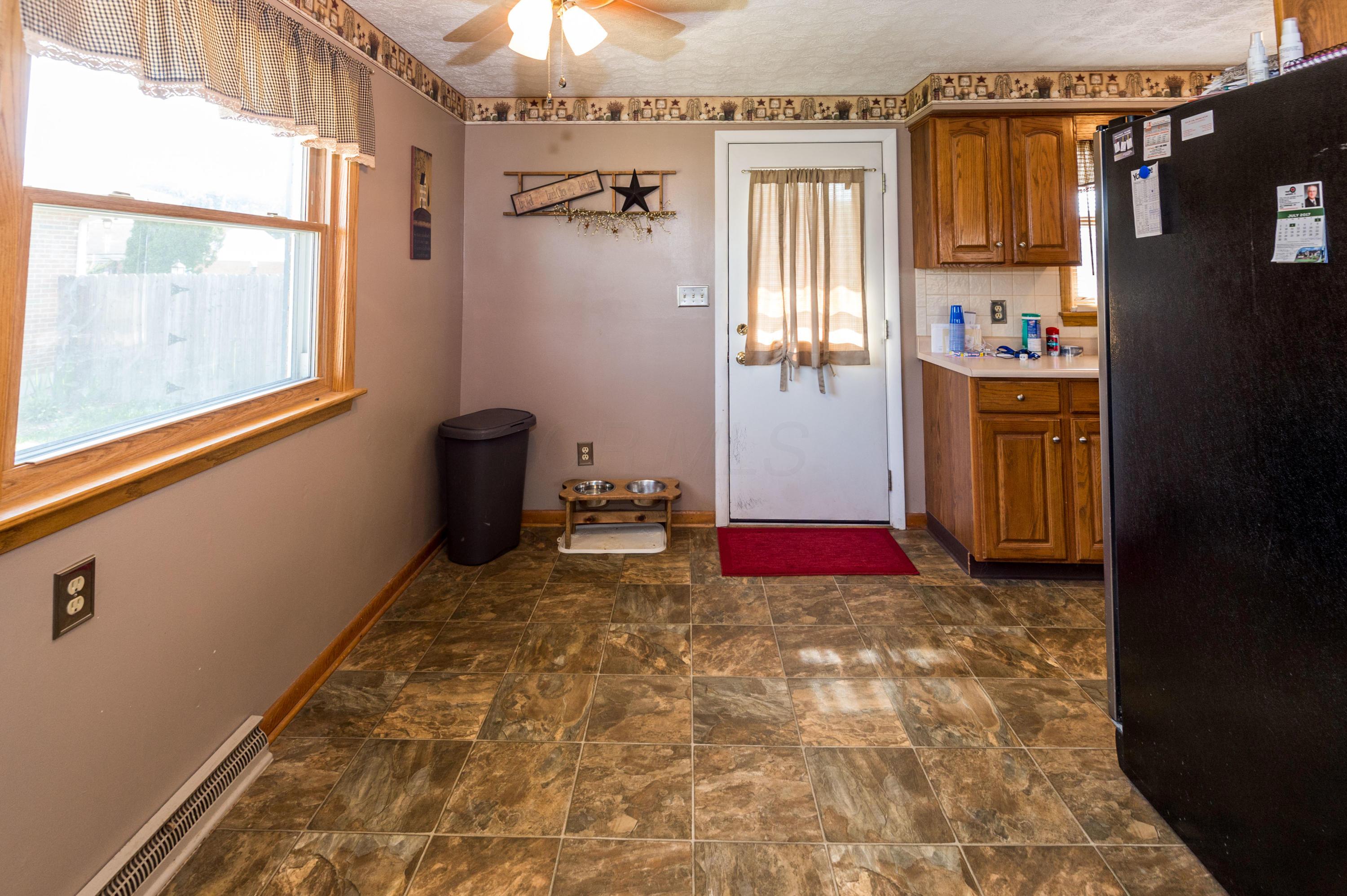 3920 Kimberly Drive Springfield, OH 45503 - Photo 13 of 42