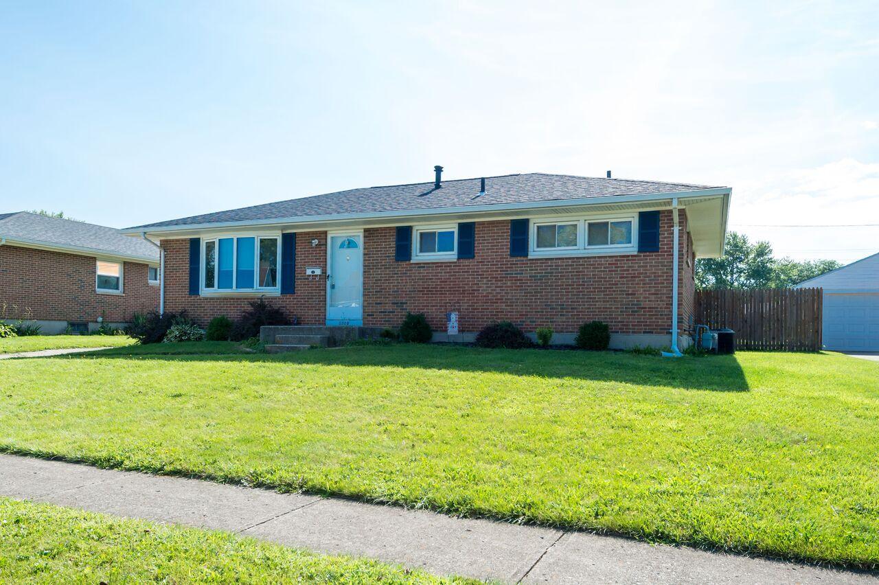 3920 Kimberly Drive Springfield, OH 45503 - Photo 2 of 42