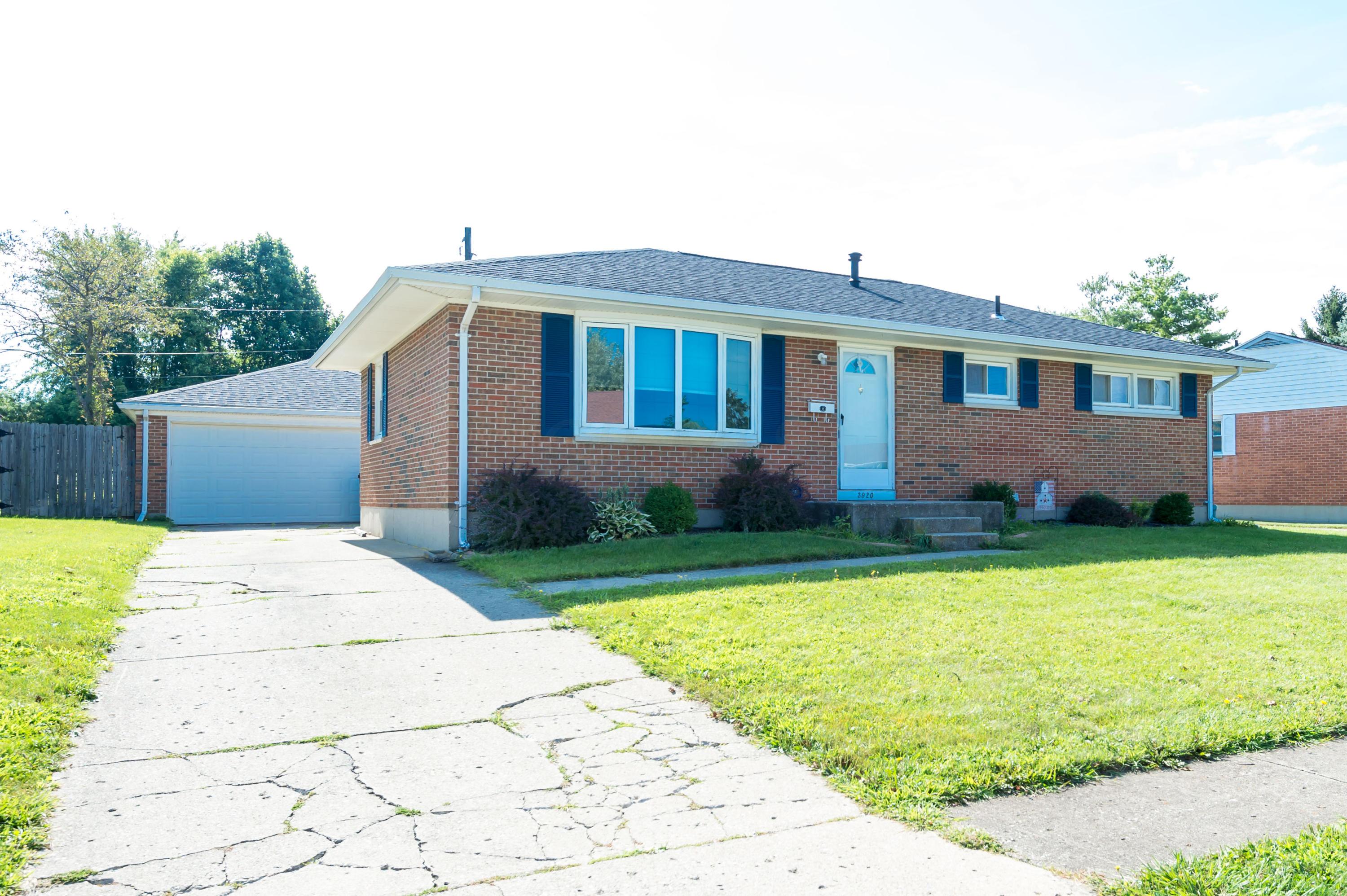 3920 Kimberly Drive Springfield, OH 45503 - Photo 4 of 42
