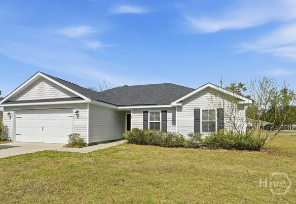$285,500 | 300 White Willow Court, Springfield, GA 31329