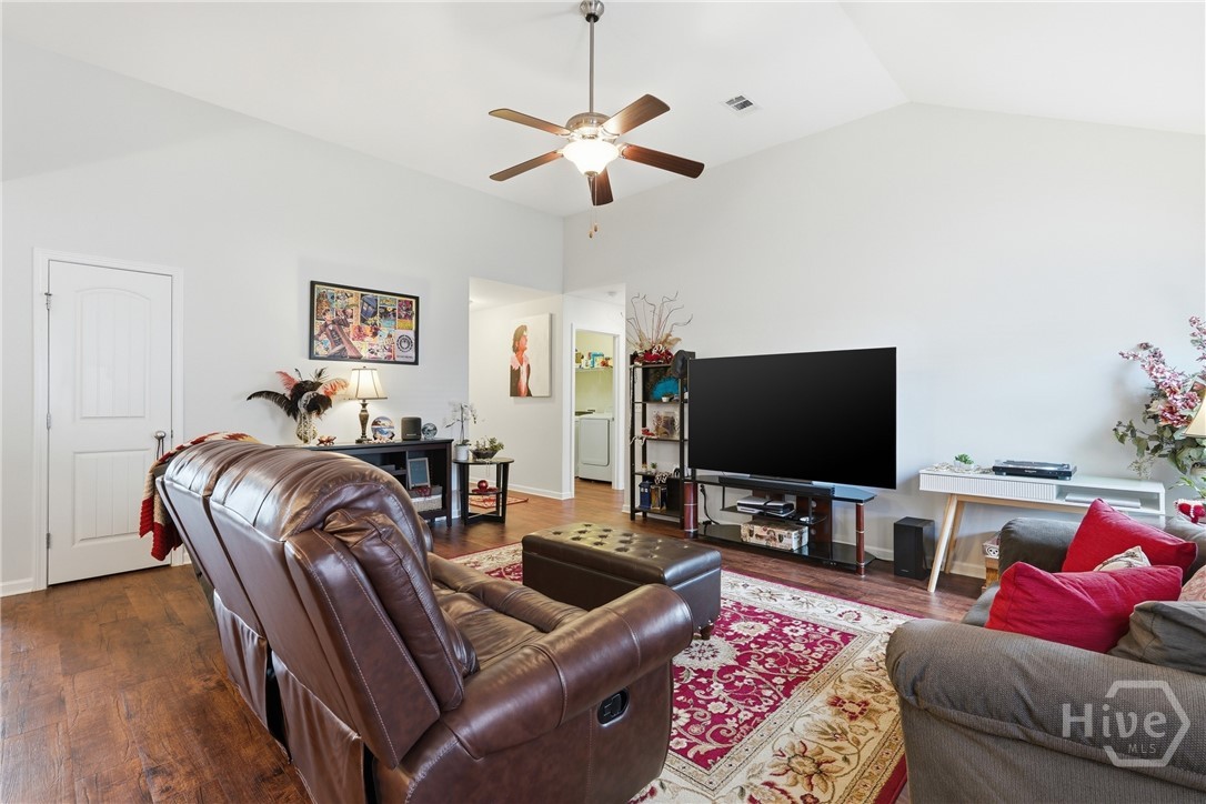 300 White Willow Court Springfield, GA 31329 - Photo 6 of 22