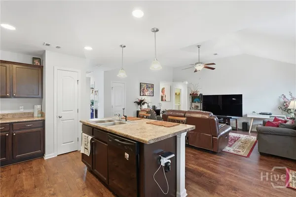 $285,500 | 300 White Willow Court, Springfield, GA 31329