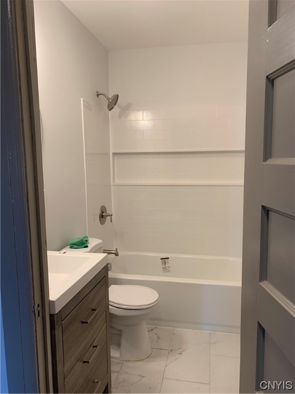 2017 James Street Syracuse, NY 13206 - Photo 19 of 29 New Family Bath