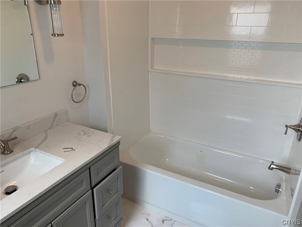 2017 James Street Syracuse, NY 13206 - Photo 22 of 29 Primary Bath