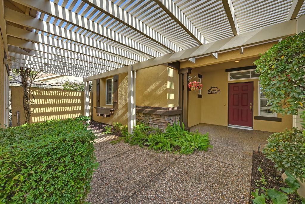 6014 Timberlodge Lane Roseville, CA 95747 - Photo 4 of 63 a view of a porch with seating space