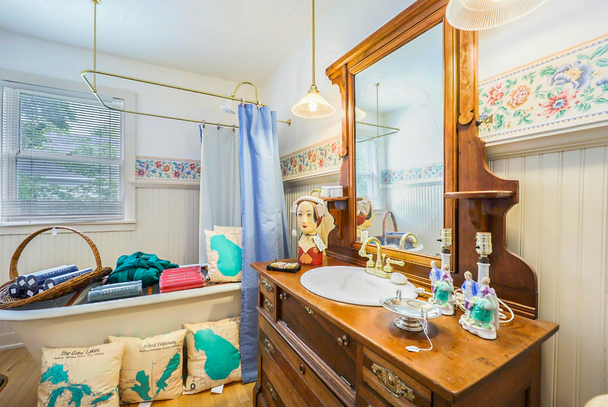 219 Court Street Cheboygan, MI 49721 - Photo 21 of 37 Gallery Image 21
