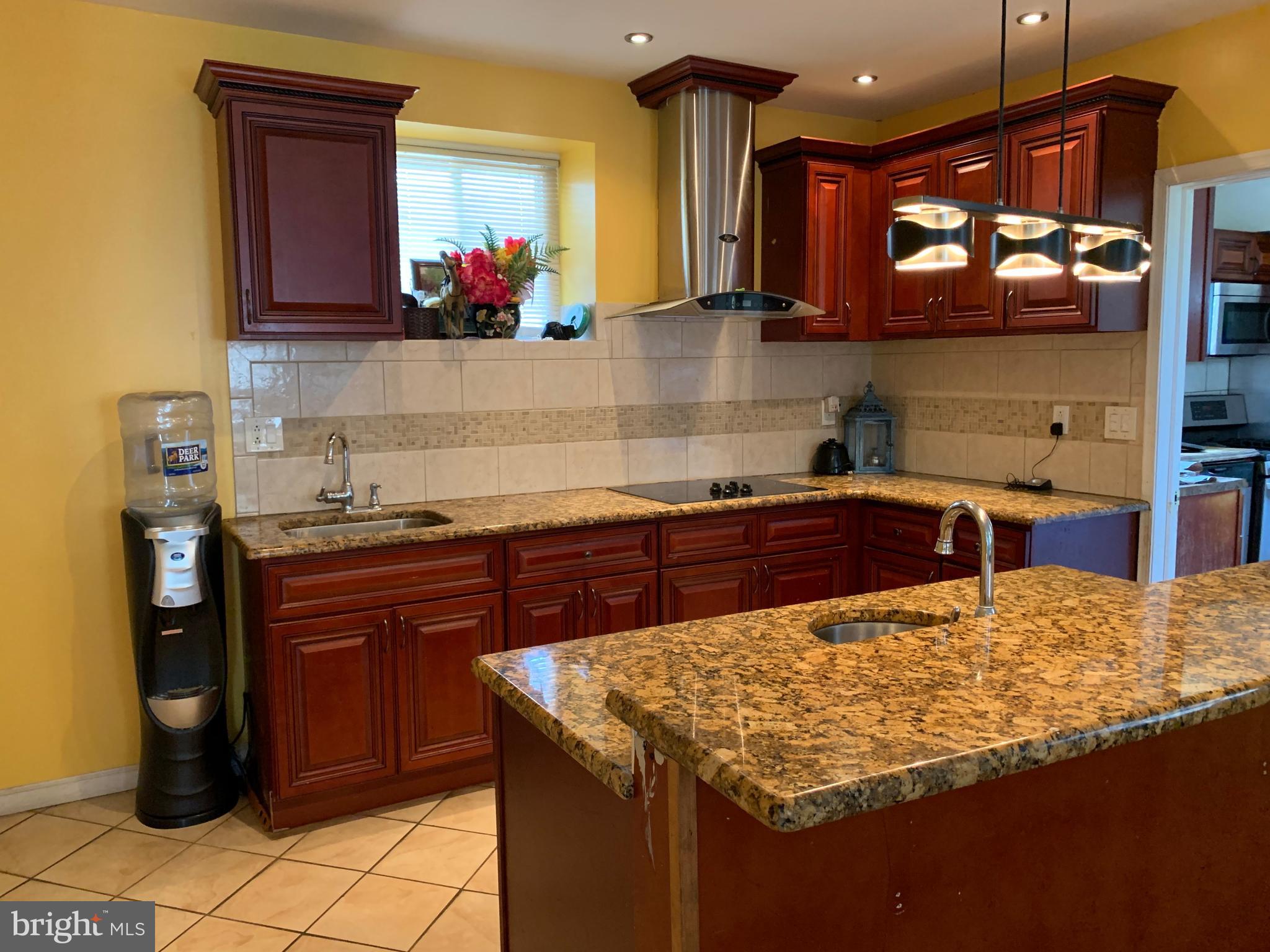 417 Broadview Road Upper Darby, PA 19082 - Photo 14 of 36 Kitchen 1