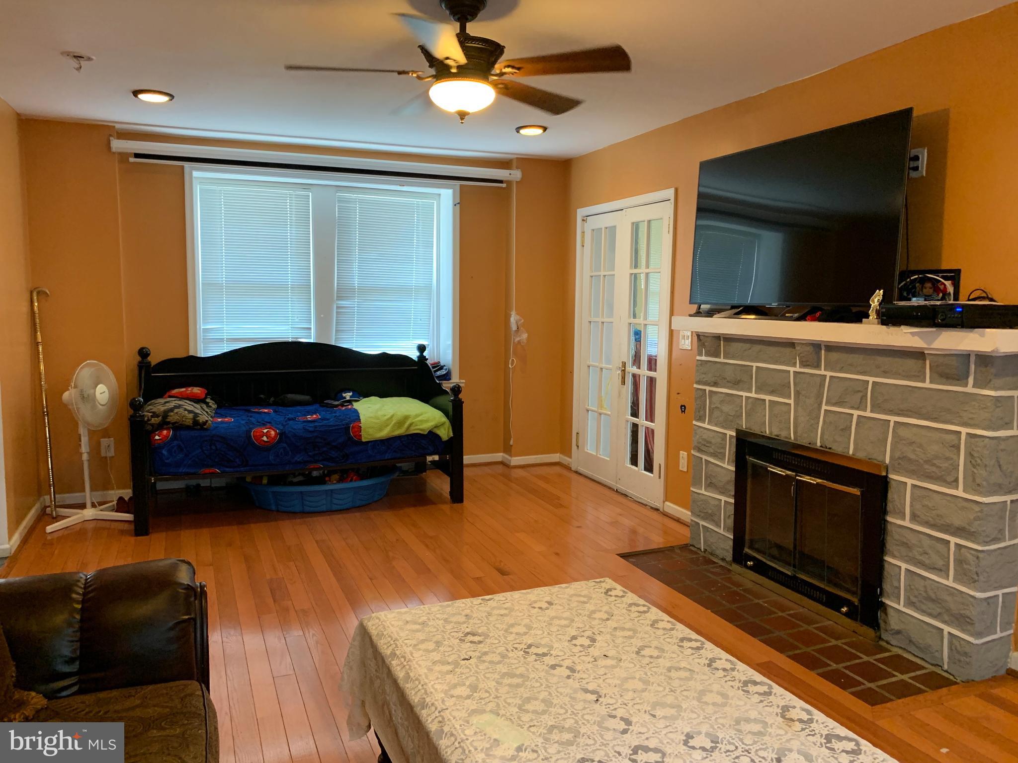 417 Broadview Road Upper Darby, PA 19082 - Photo 8 of 36
