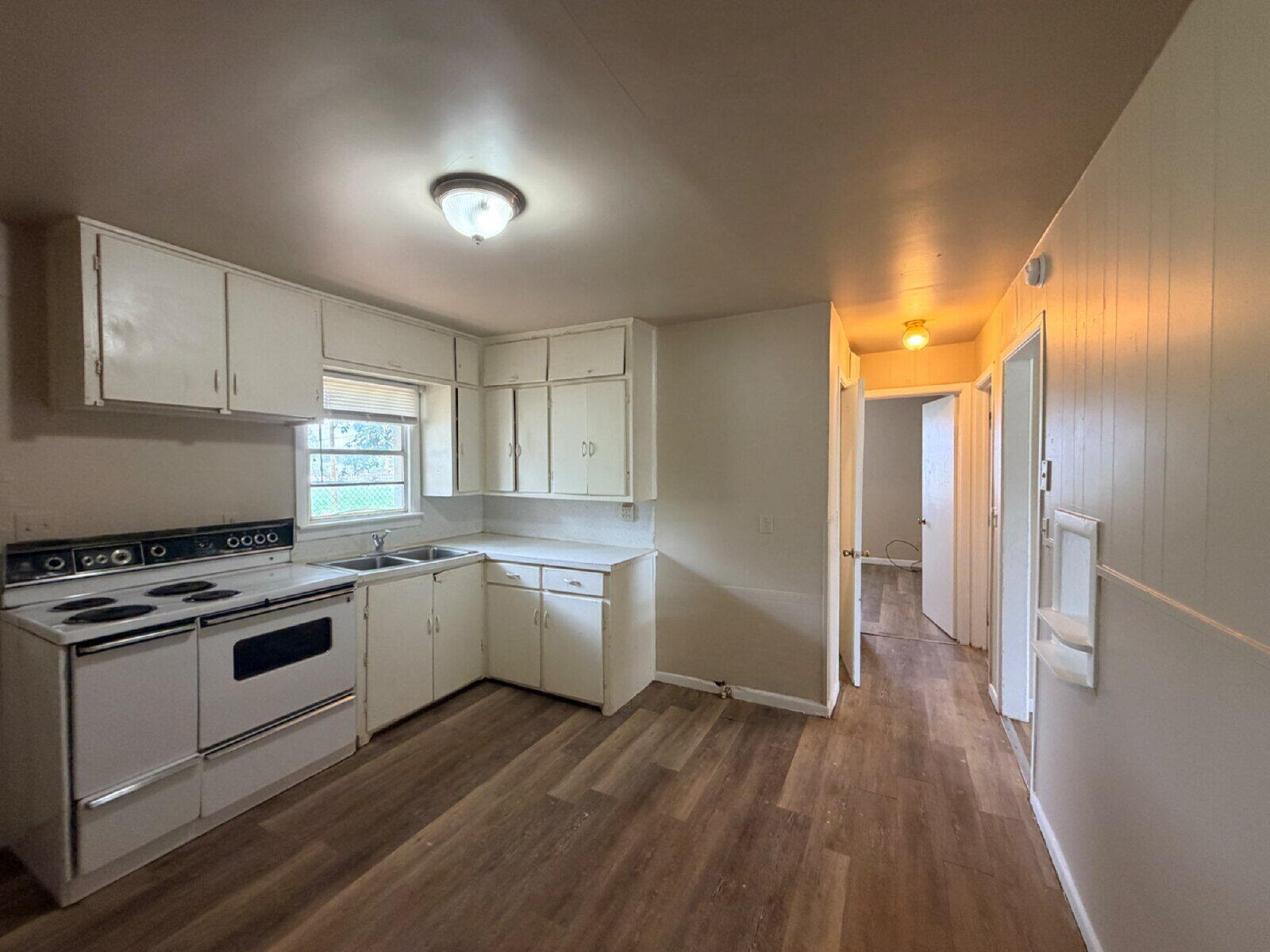 6214 24th Street, Unit B Lubbock, TX 79407 - Photo 5 of 10 large - 2026-06-16T100306.963