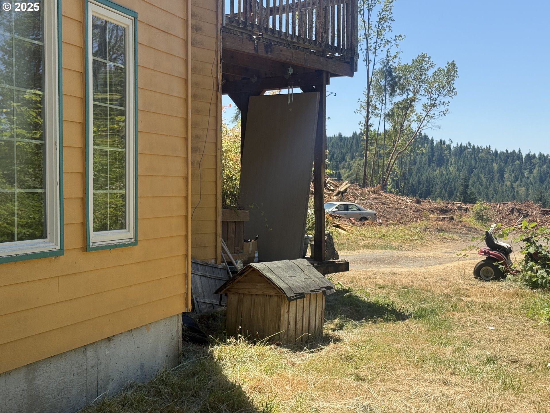 74861 Conifer Court Cottage Grove, OR 97424 - Photo 2 of 2 a view of backyard of the house