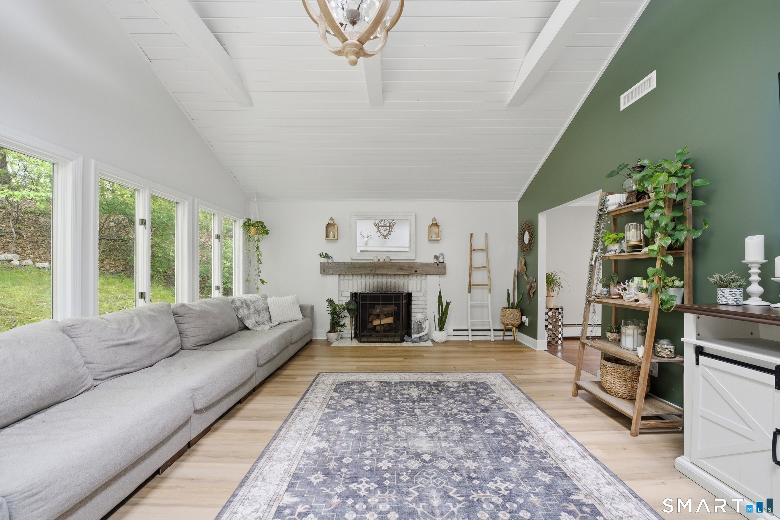 19 Eastwood Road Norwalk, CT 06851 - Photo 10 of 21