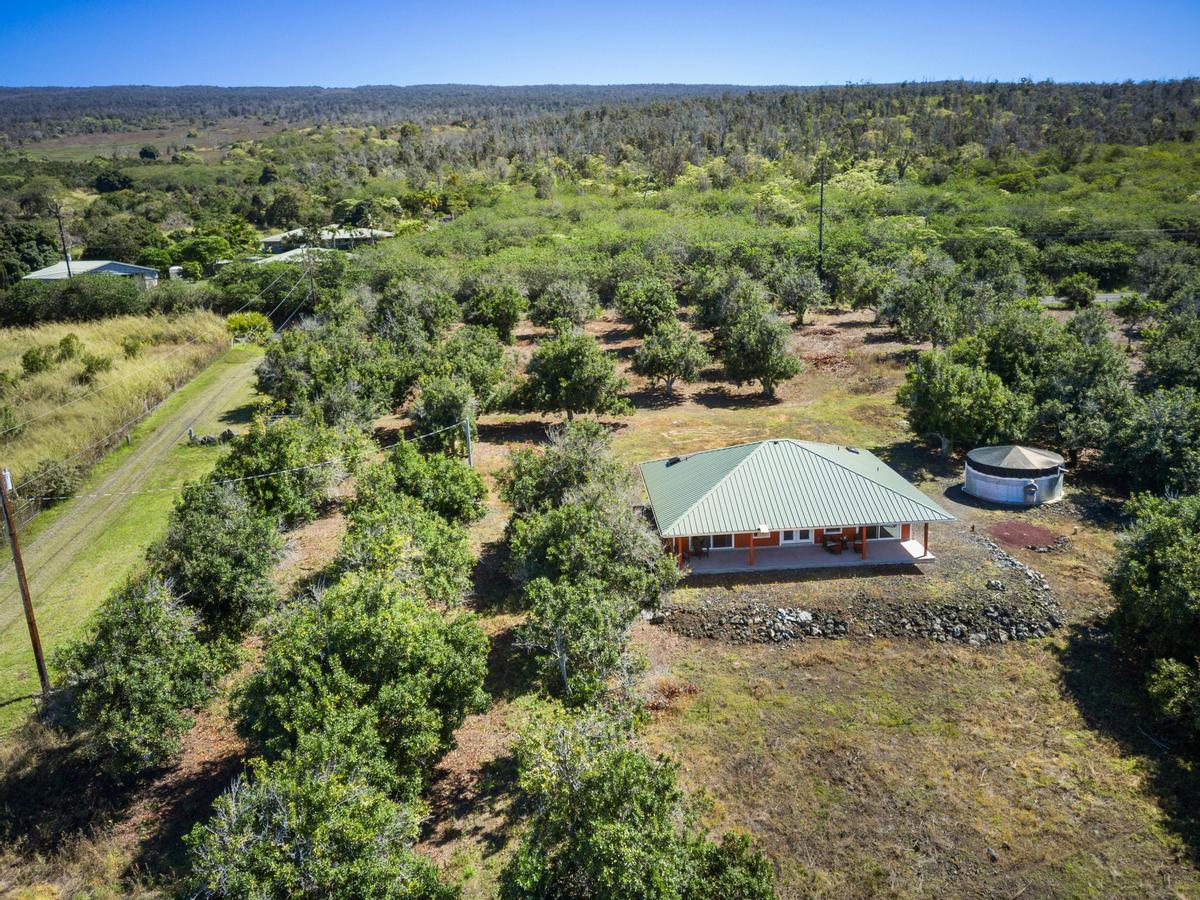 89-995 Hawaii Belt Road Captain Cook, HI 96704 - Photo 14 of 27