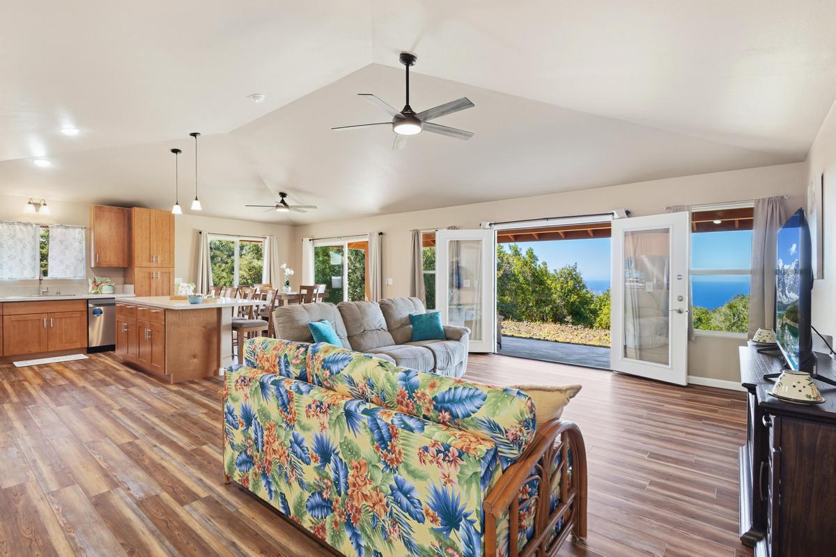 89-995 Hawaii Belt Road Captain Cook, HI 96704 - Photo 5 of 27