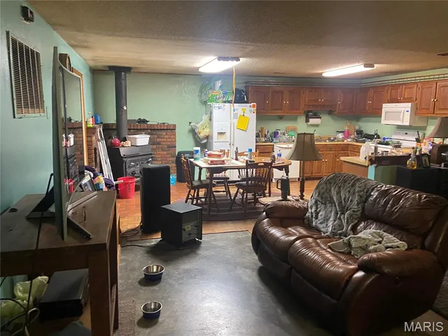 $375,000 | 202 Home Street, Unit 208, Arcadia, MO 63621