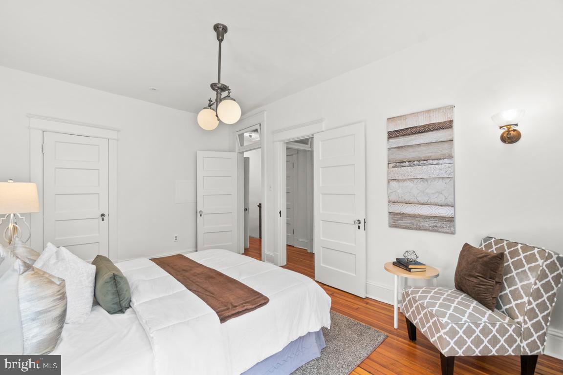 1709 Lanier Place Northwest Washington, DC 20009 - Photo 22 of 47 2nd bedroom