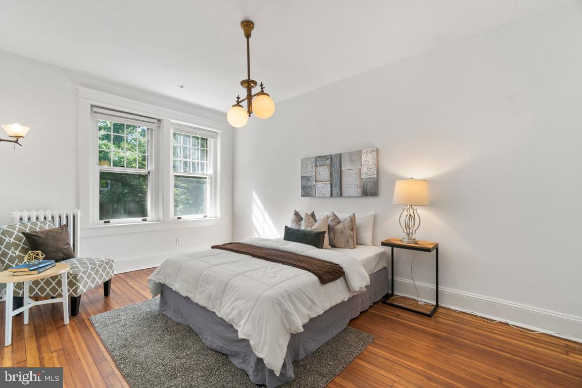 1709 Lanier Place Northwest Washington, DC 20009 - Photo 23 of 47 2nd bedroom