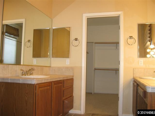 7475 Celeste Drive Reno, NV 89511 - Photo 9 of 13 Photo 9
