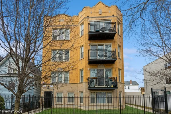 $1,550 | 3508 West Cortland Street, Unit 1N, Chicago, IL 60647