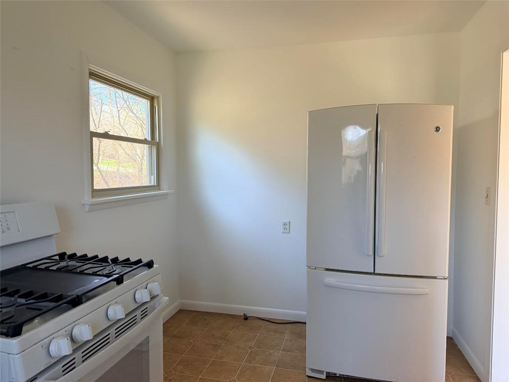 3 Greene Street Alfred, NY 14802 - Photo 12 of 46