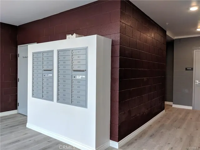 $2,850 | 7343 Reseda Boulevard, Unit 303, Reseda, CA 91335